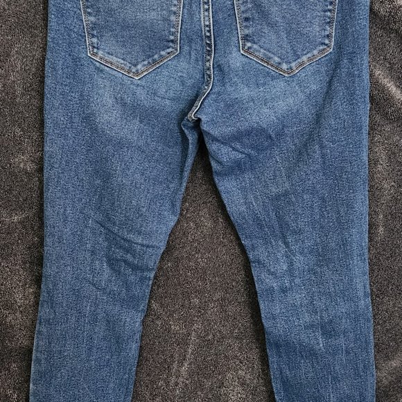 Jeans - Picture 2 of 4